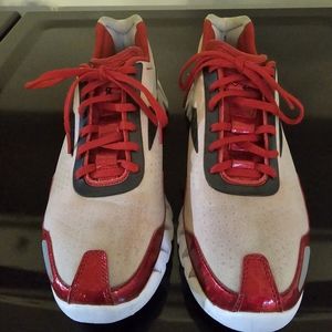 Reebok Zigtech Red/White Size 11